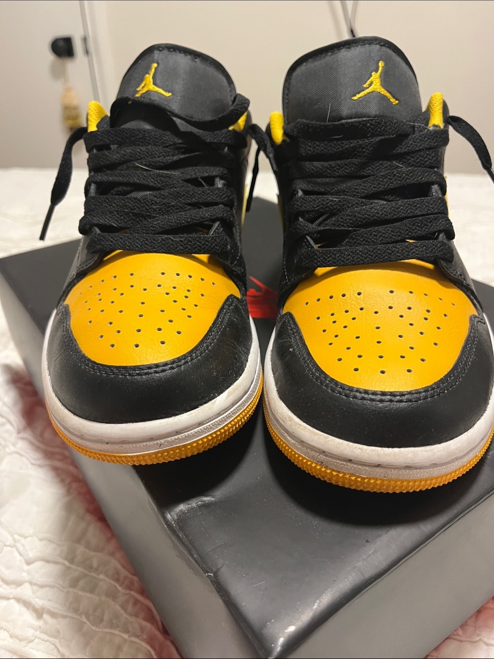 Women’s Air Jordan 1 Elevate Low (Stock X Verified paperwork)! - Picture 3 of 5